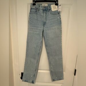 Abercrombie & Fitch 90s Straight Ultra High Rise Jeans NWT